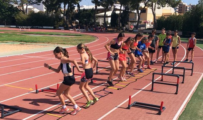 FEDERACIÓN DE ATLETISMO DE LA COMUNIDAD VALENCIANA. El Campus de Verano FACV  amplía sus plazas