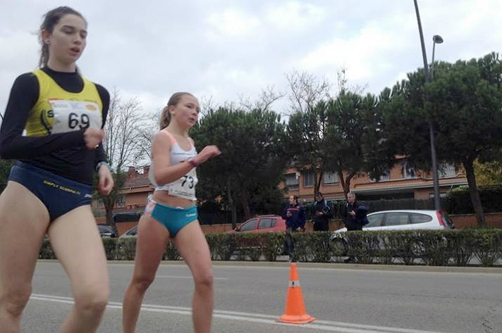 Blanca Micó pulveriza la plusmarca sub14 5km.m (26:28)/Blanca Micó polvoritza la rècord sub14 5km.M (26:28)