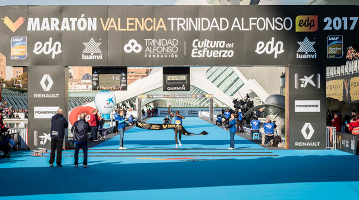 Golpe mundial en Maratón Valencia/Colp mundial en Marató Valencia