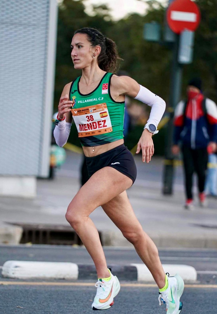 El debut de Laura Méndez en maratón/El debut de Laura Méndez en marató