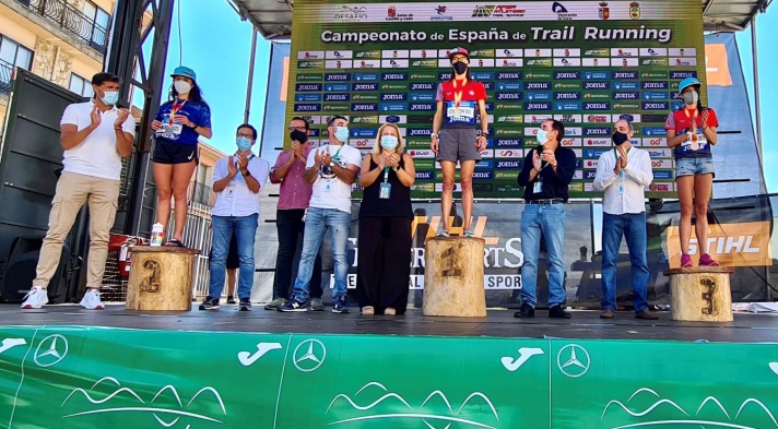 Júlia Font, subcampeona de España de trail running/Júlia Font, subcampiona d'Espanya de trail running