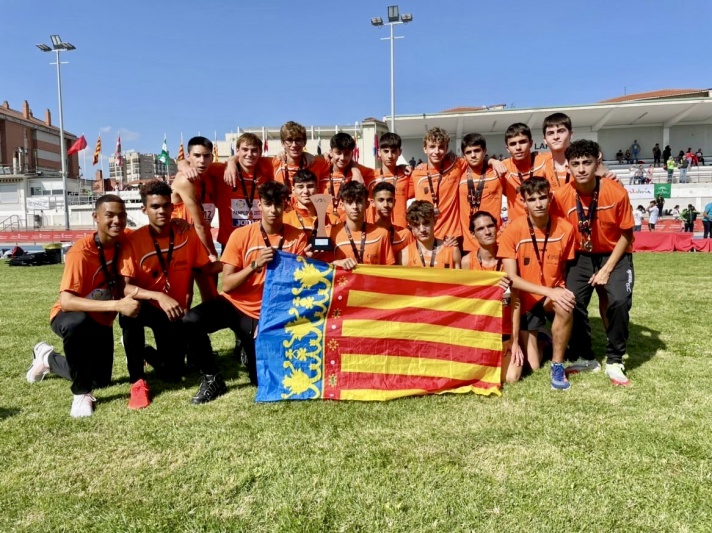 La selección valenciana sube al podio en mujeres y hombres/La selecció valenciana puja al podi en dones i homes