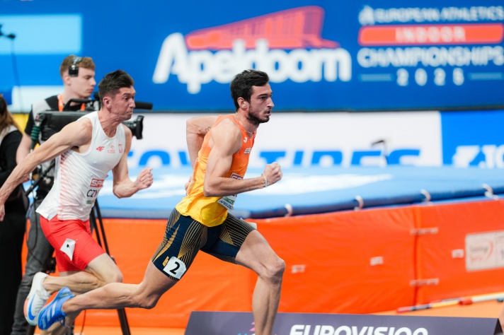 Quique Llopis entra con fuerza en el  Europeo de Apeldoorn /Quique Llopis entra amb força en l'Europeu  d'Apeldoorn 