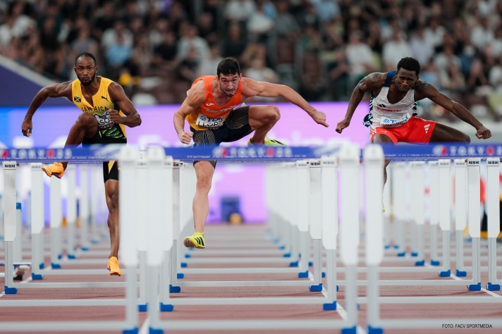 Quique Llopis se consolida en la élite con un cuarto puesto en el Mundial de Tokio /Quique Llopis es consolida en l'elit amb un quart lloc en el Mundial de Tòquio