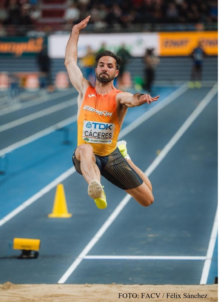 Eusebio Cáceres vuelve a volar entre los mejores de Europa/Eusebio Càceres torna a volar entre els millors d'Europa